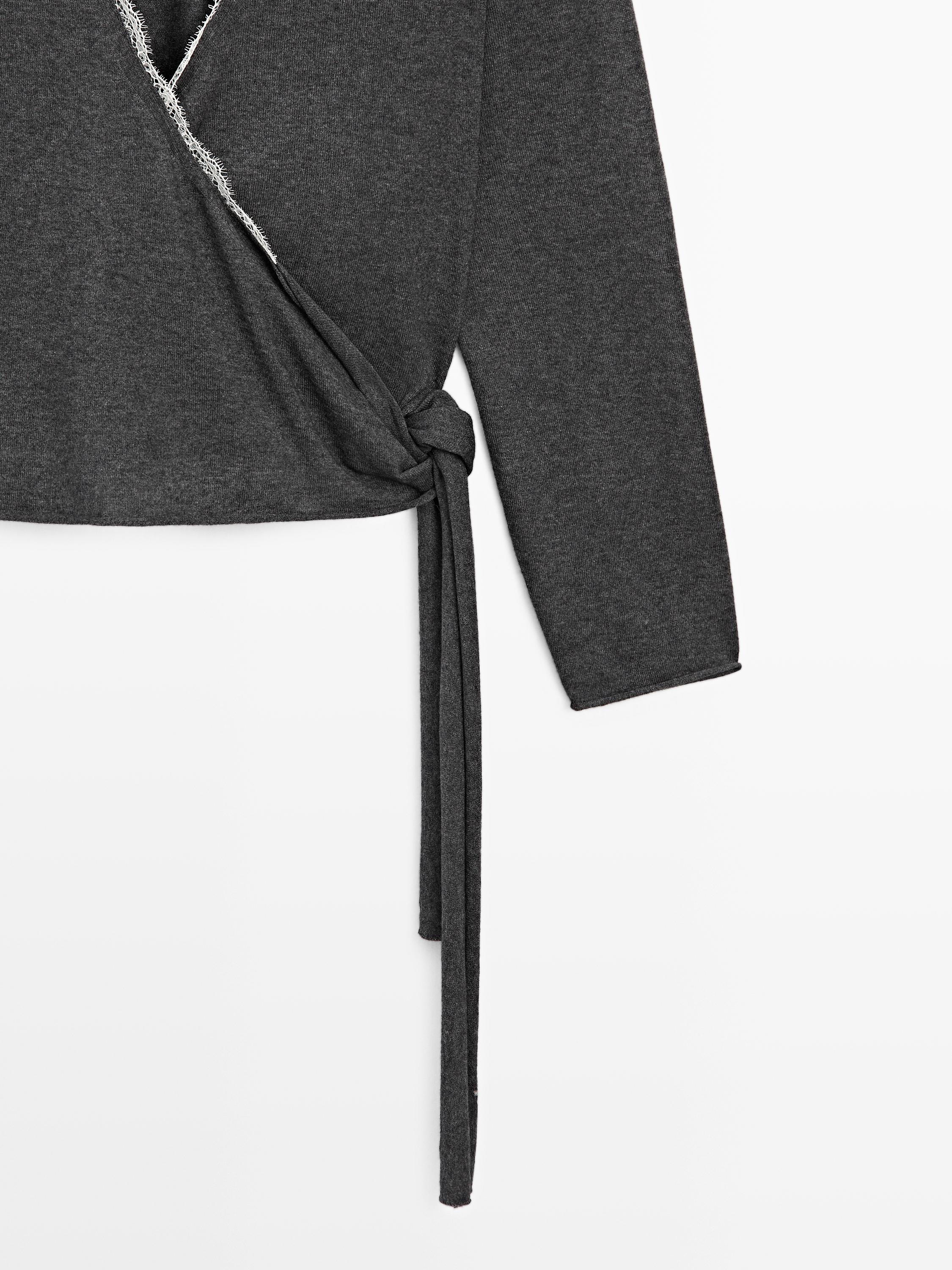 Cardigan en maille croisée avec détails dentelle